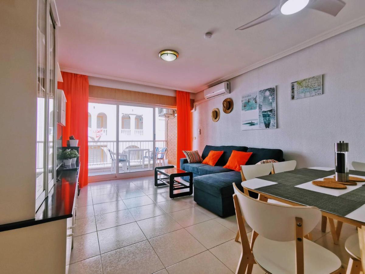 El Sombrero Apartment With Free Wifi Playa Del Cura 托雷维耶哈 外观 照片