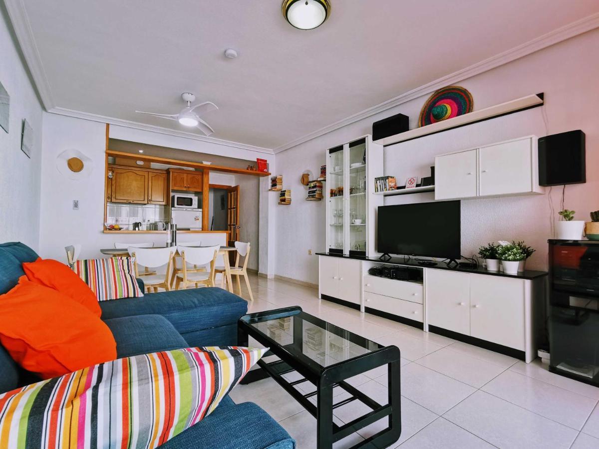 El Sombrero Apartment With Free Wifi Playa Del Cura 托雷维耶哈 外观 照片