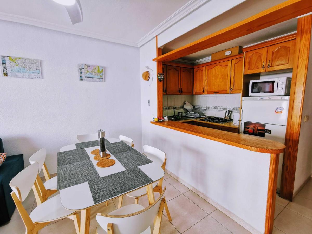 El Sombrero Apartment With Free Wifi Playa Del Cura 托雷维耶哈 外观 照片