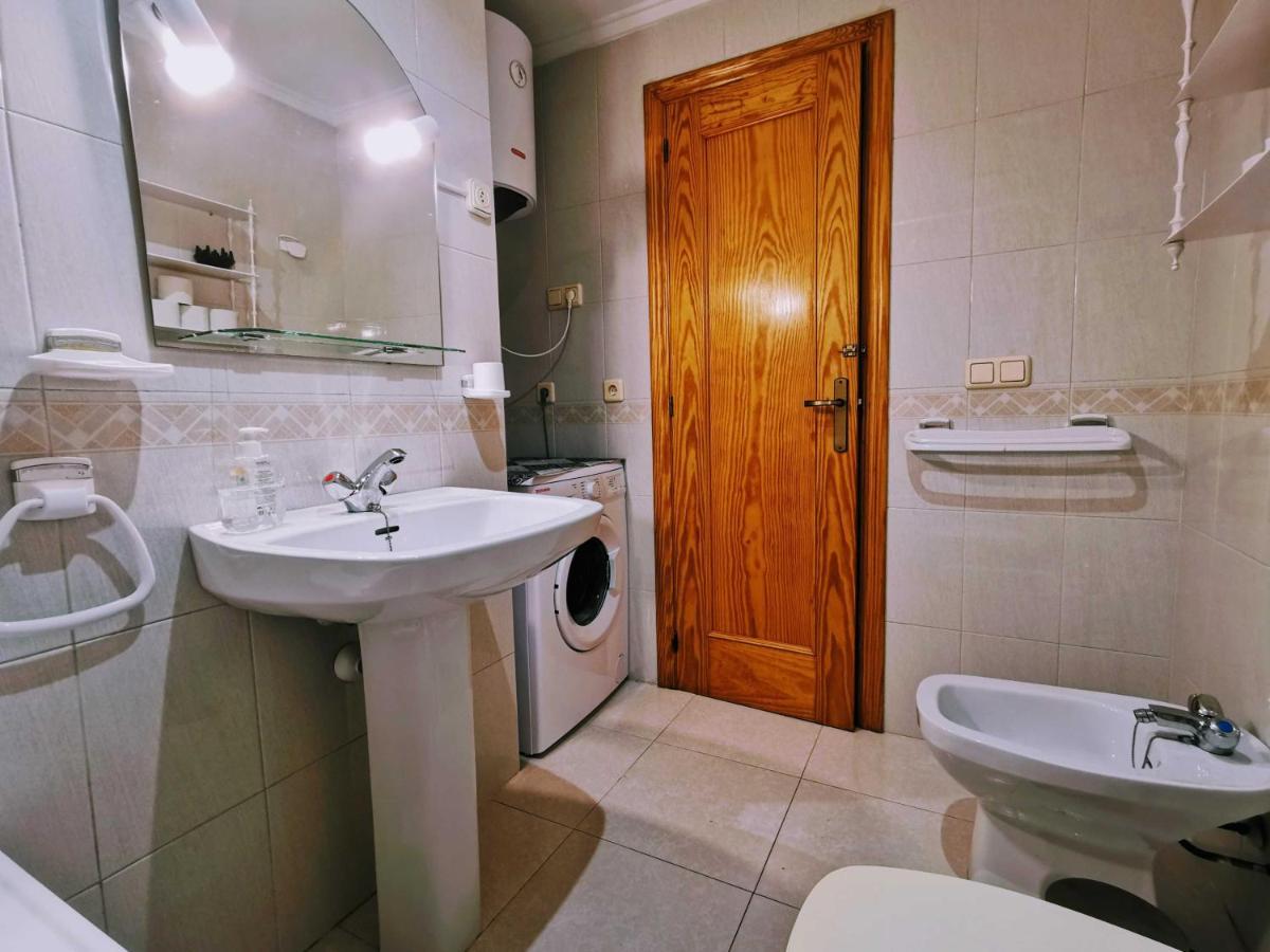 El Sombrero Apartment With Free Wifi Playa Del Cura 托雷维耶哈 外观 照片