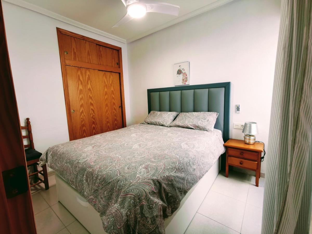 El Sombrero Apartment With Free Wifi Playa Del Cura 托雷维耶哈 外观 照片