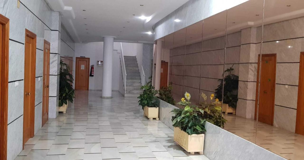 El Sombrero Apartment With Free Wifi Playa Del Cura 托雷维耶哈 外观 照片